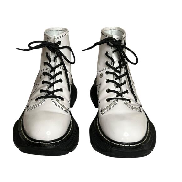 Alexander McQueen Tread Slick Lace Up Boot Combat Stitching White Black 38 8 - Picture 5 of 7